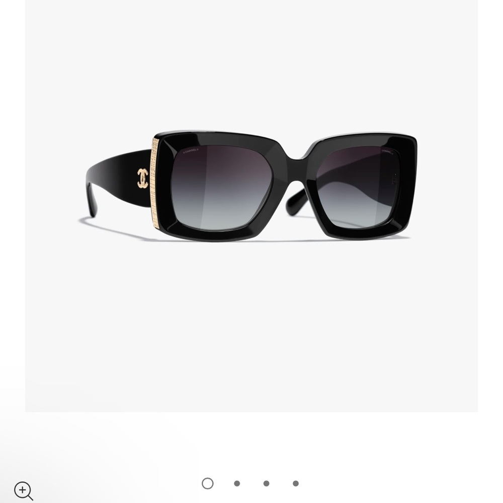 These sunglasses are in perfect condition! I’m just looking for something new!